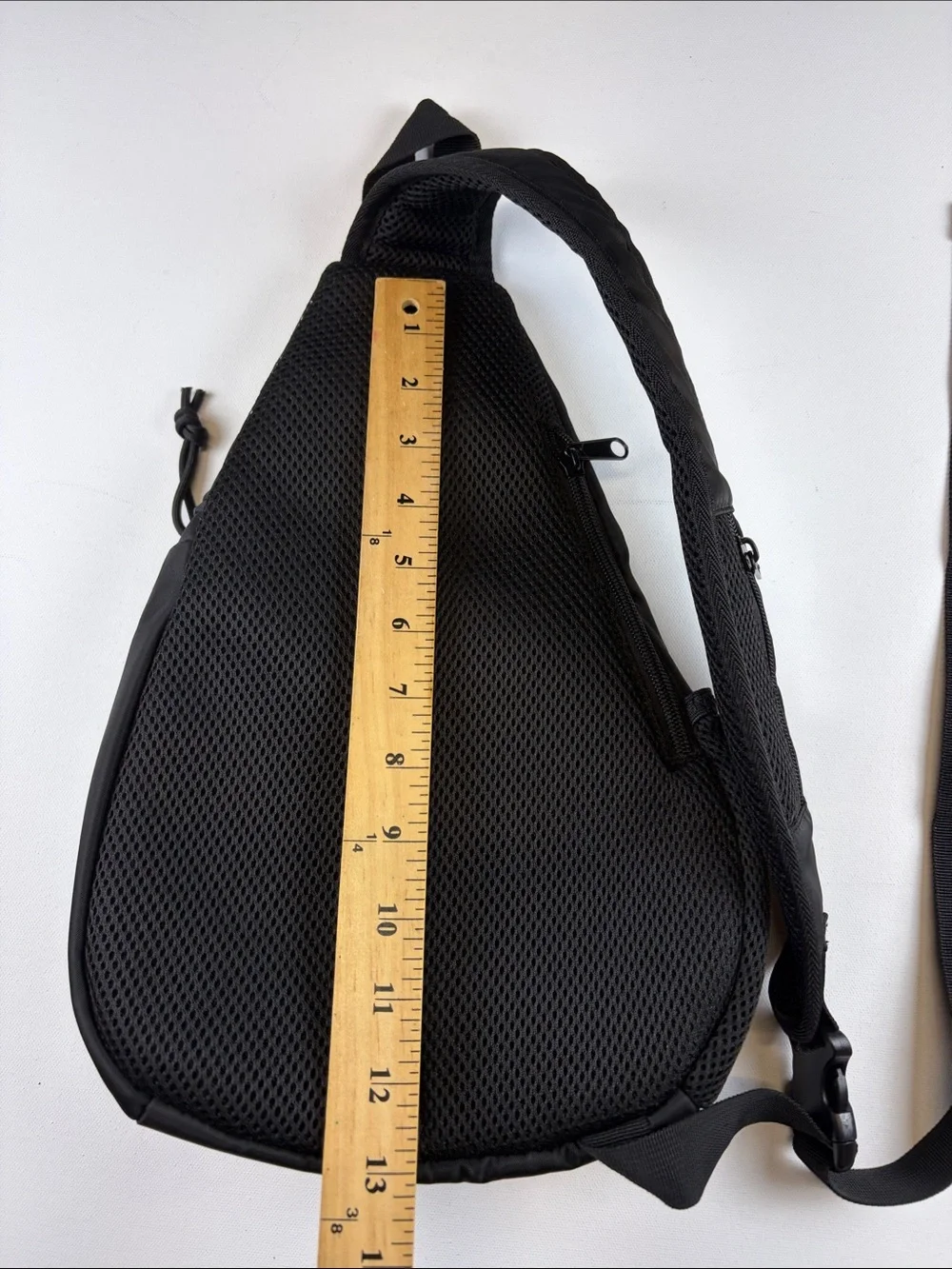 Duchamp London Black Sling Backpack Crossbody Travel Bag Unisex